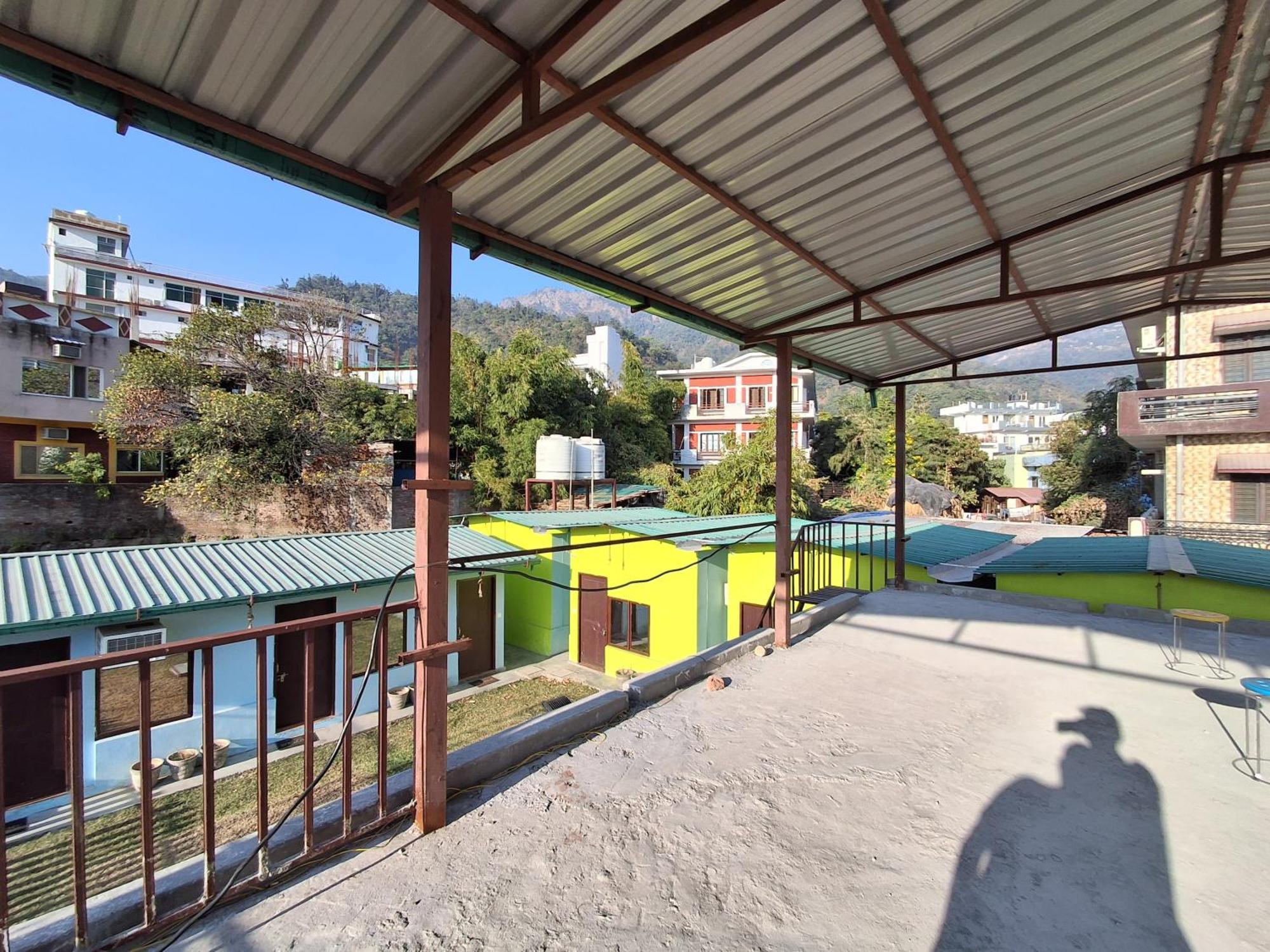 Landlopers Hostel Rishikesh Ngoại thất bức ảnh